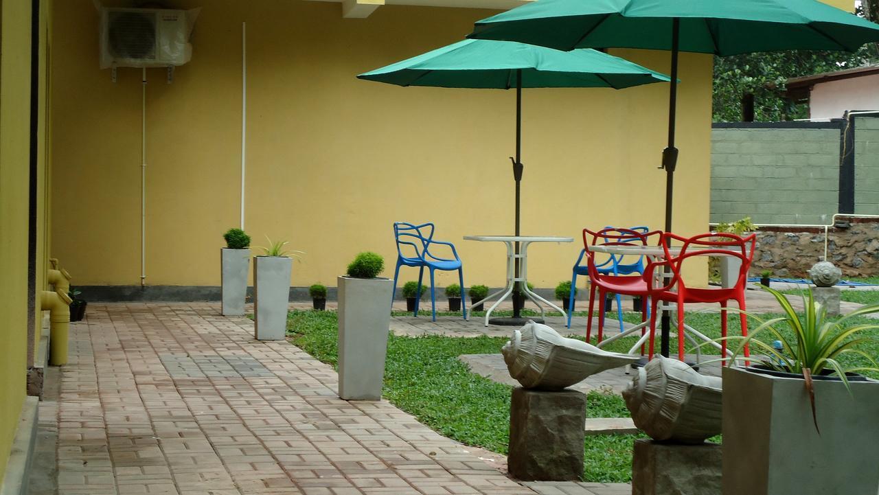 Bridge Hotel Negombo Kimbulapitiya Экстерьер фото