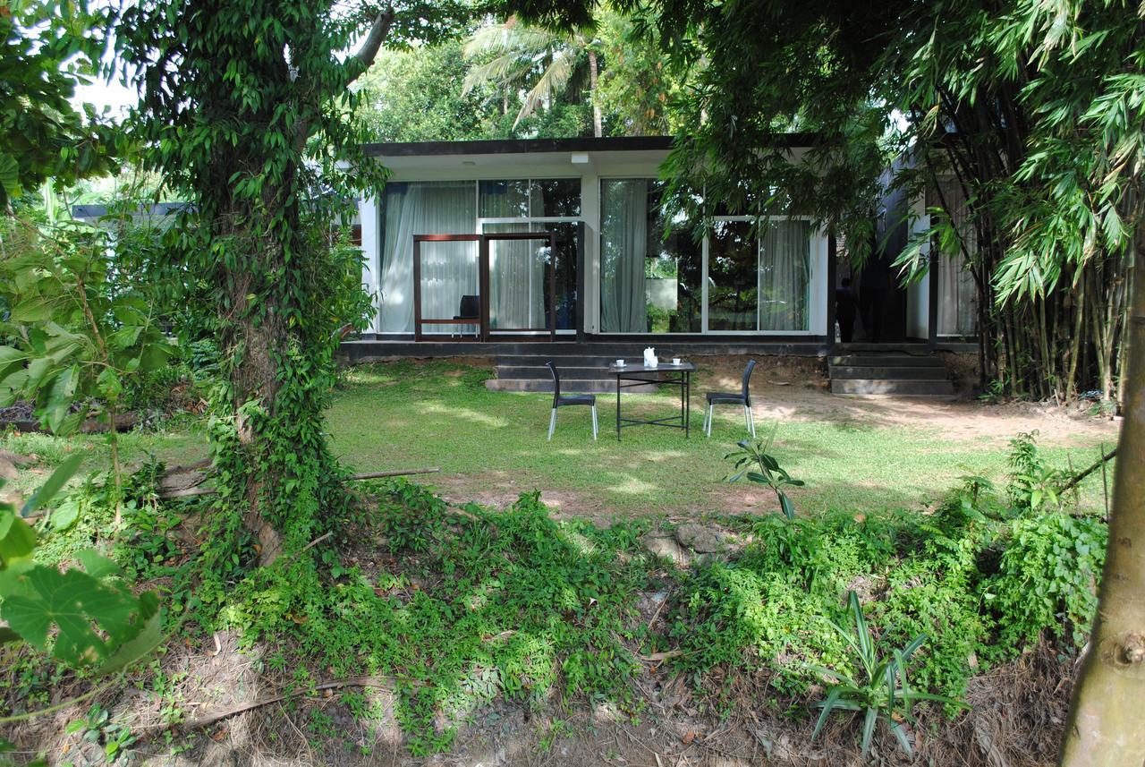 Bridge Hotel Negombo Kimbulapitiya Экстерьер фото